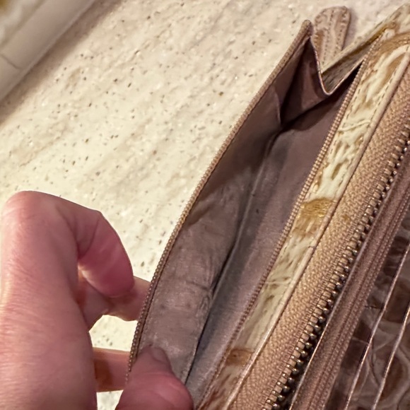 Brahmin Gold and Cream Textured Wallet - Picture 3 of 5